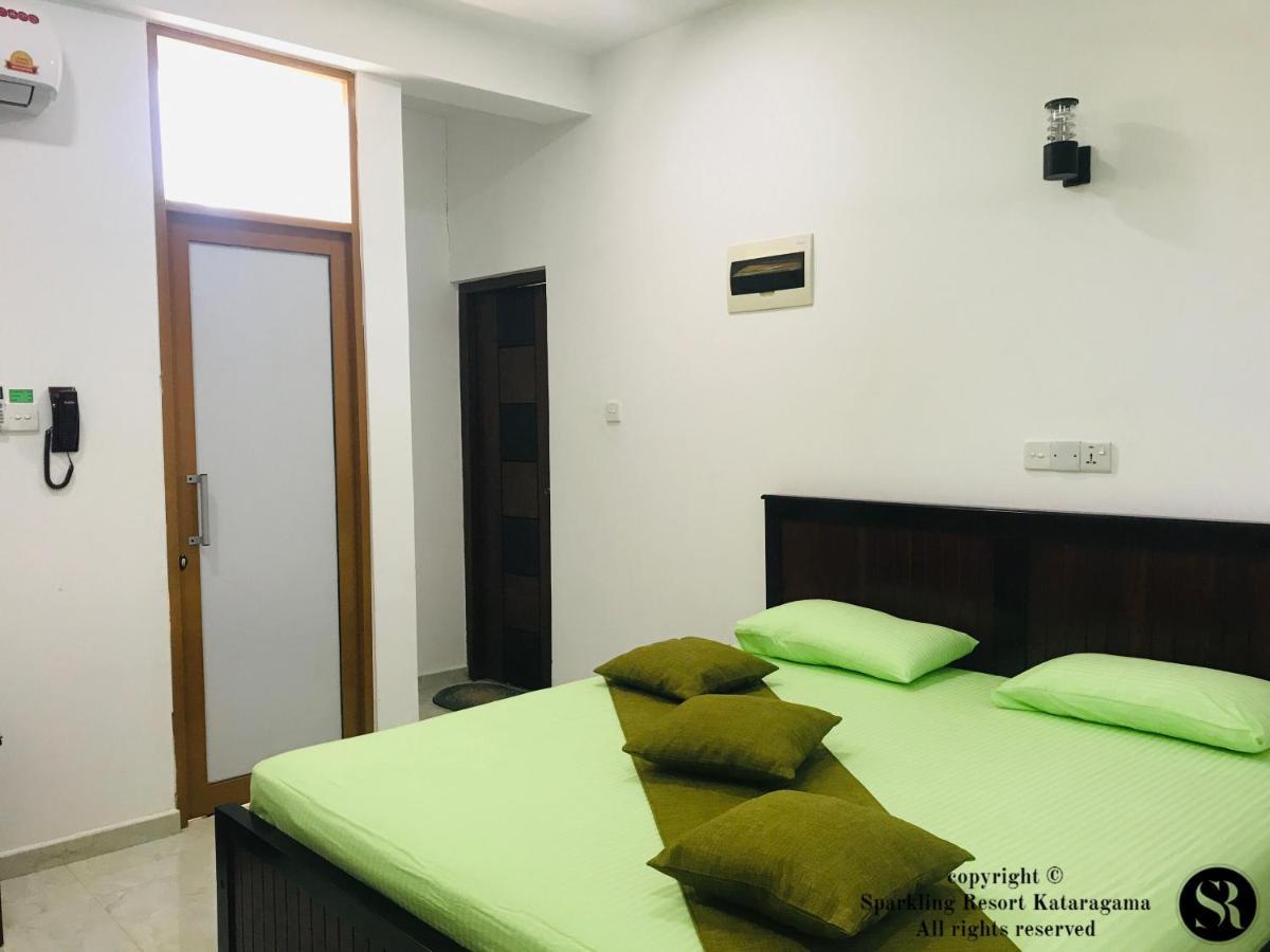 Sparkling Resort Катарагама Экстерьер фото