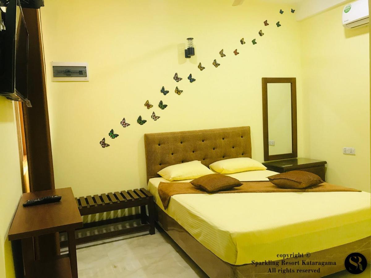 Sparkling Resort Катарагама Экстерьер фото