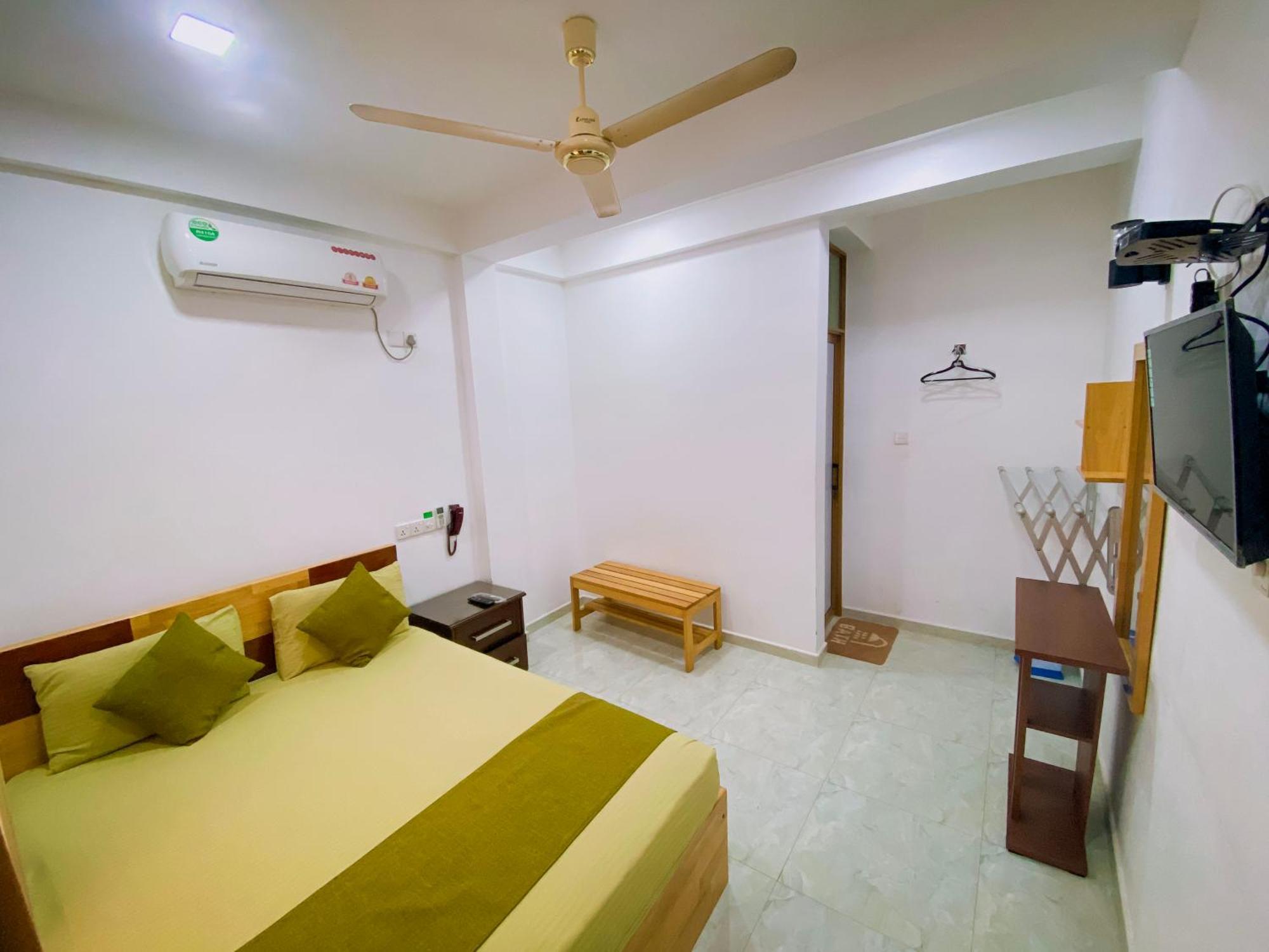 Sparkling Resort Катарагама Экстерьер фото