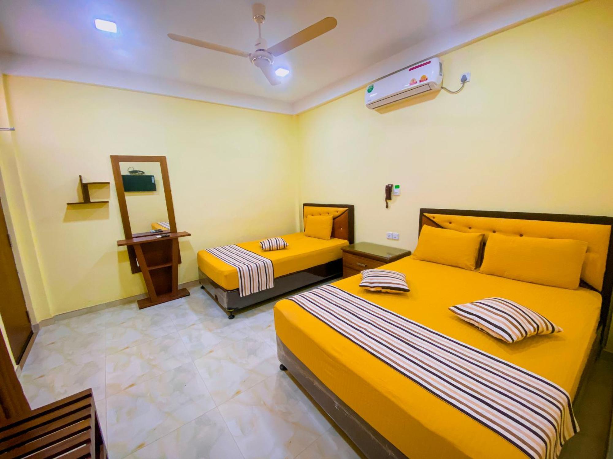 Sparkling Resort Катарагама Экстерьер фото